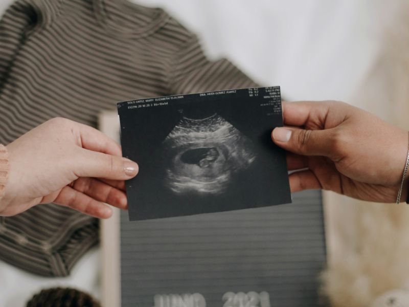 《藥癮》孩子教我看懂生命價值丨燕【POZstory陽性故事】(標題圖檔)