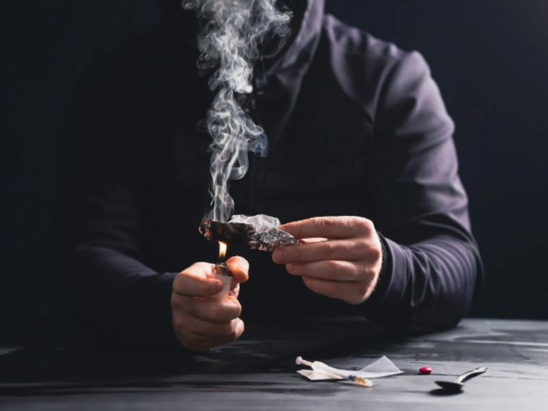 《藥癮》我的藥癮愛滋人生｜阿偉【POZstory陽性故事】(標題圖檔)