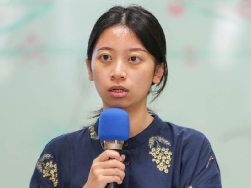 【瑕疵品】余侞靜/台北辦公室社工員 NO.024(標題圖檔)