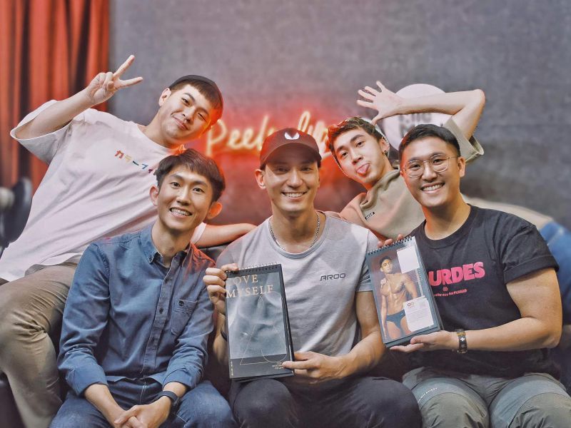 為i篩檢 猛男公益月曆(標題圖檔)