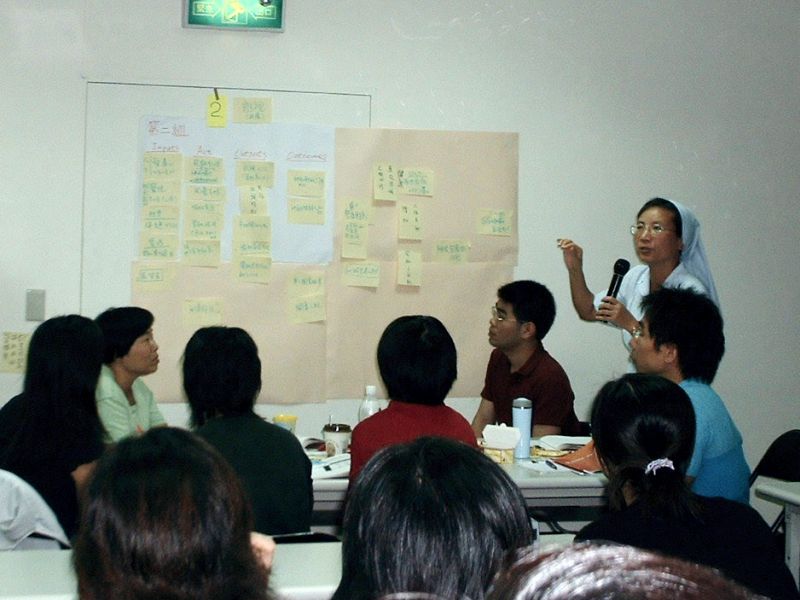 愛滋感染者的個案管理丨謝菊英修女/前露德協會主任(標題圖檔)