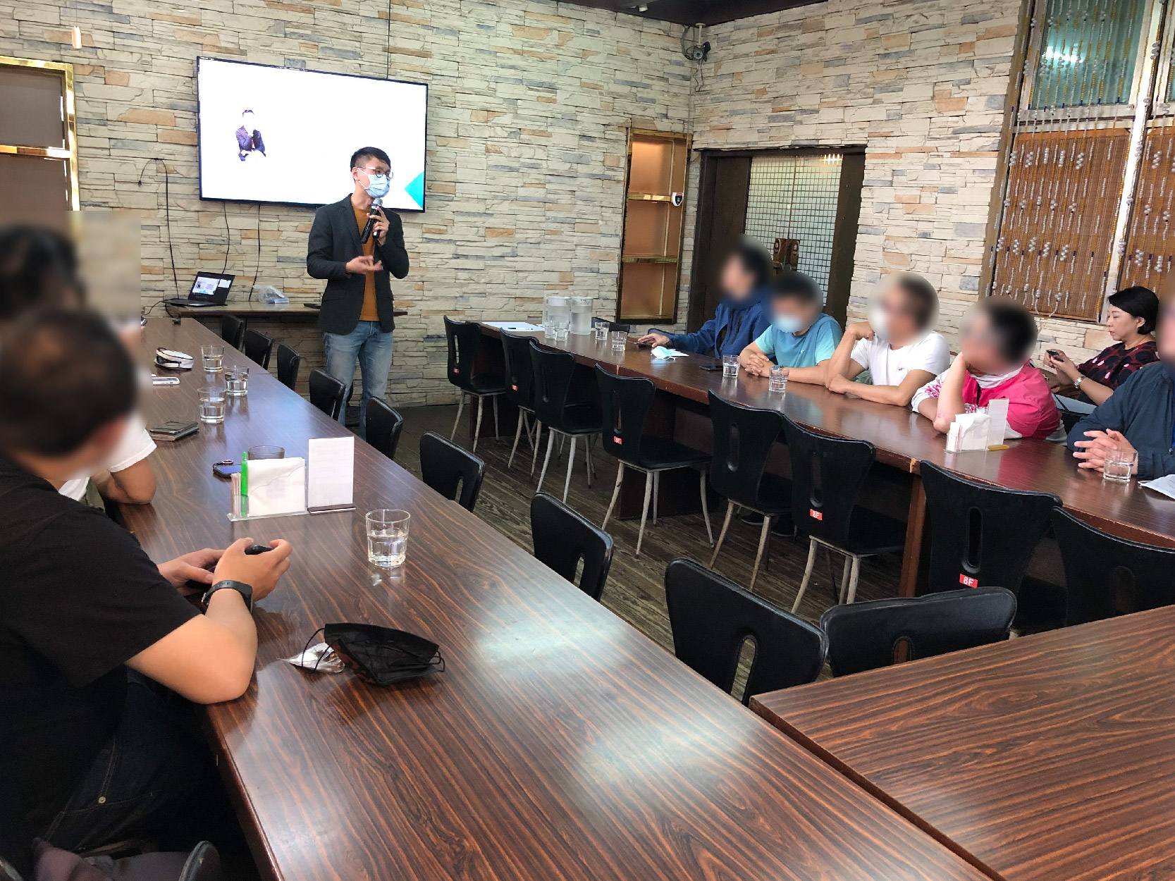 What is emotion如何與情緒共處 林杰勳諮商師 │ 大桃園支持團體(標題圖檔)